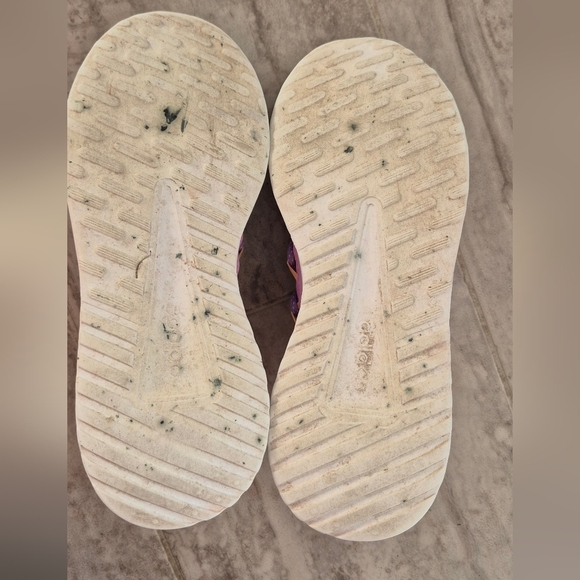 adidas Kids' Gray and Peach Sneakers - Picture 4 of 5